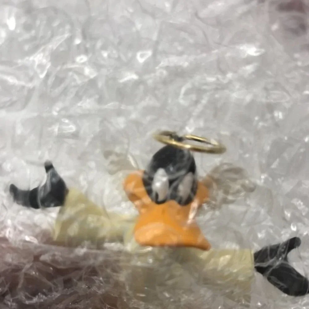 Hallmark Keepsake Ornament ~ Looney Tunes ~ 1994 Daffy Duck -‎ Angel